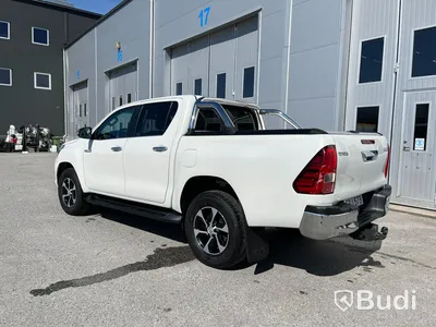 Toyota Hilux 2.4 4WD 150hk Premium Flaklock