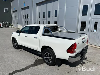 Toyota Hilux 2.4 4WD 150hk Premium Flaklock