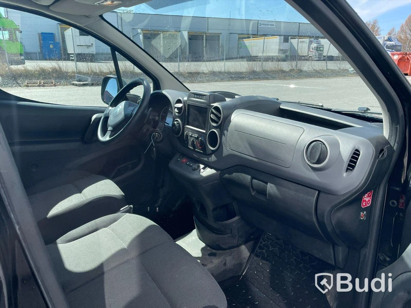 Lättlastbil Citroën Berlingo Skåp 1.6 BlueHDi Skåp (100hk) - 2017