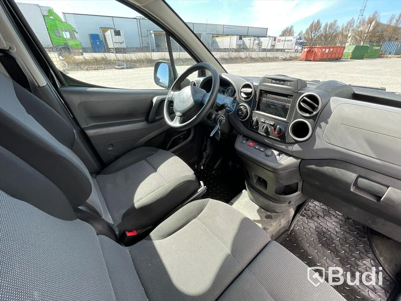 Lättlastbil Citroën Berlingo Skåp 1.6 BlueHDi Skåp (100hk) - 2017