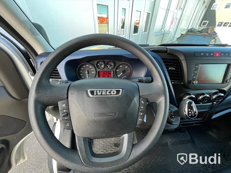 Lättlastbil Iveco Daily 3516A8 Hi-matic | 2017 | 3050mil