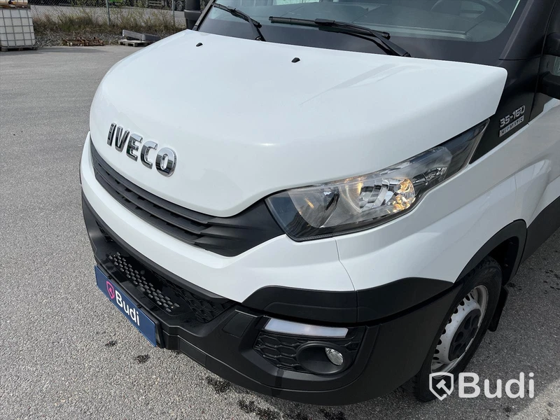 Lättlastbil Iveco Daily 3516A8 Hi-matic | 2017 | 3050mil