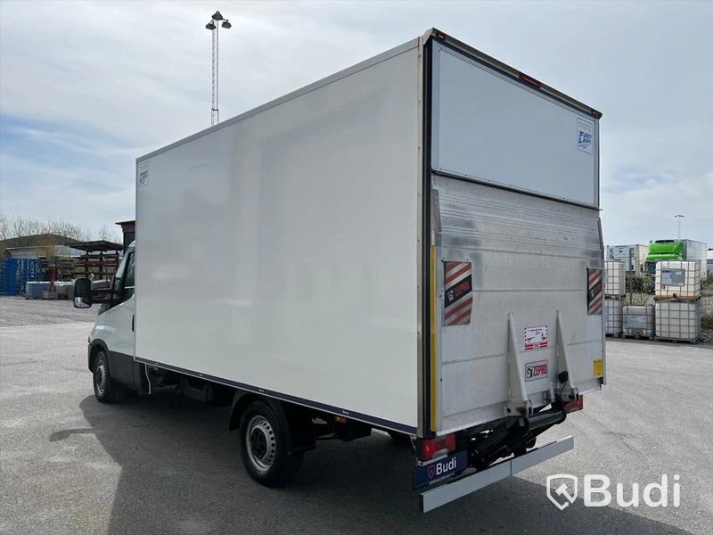 Lättlastbil Iveco Daily 3516A8 Hi-matic | 2017 | 3050mil