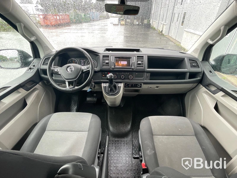 Lättlastbil Volkswagen Transporter T6 2.0 TDI BMT Skåp 4MOTION (150hk) - 2017