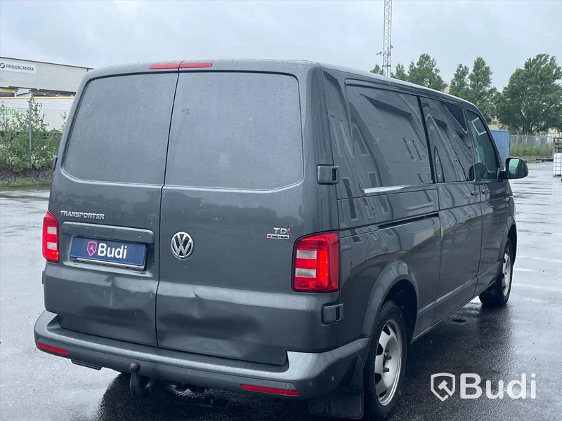 Lättlastbil Volkswagen Transporter T6 2.0 TDI BMT Skåp 4MOTION (150hk) - 2017
