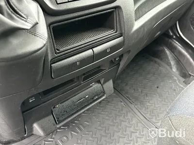 Lättlastbil Iveco Daily 35S16A8 skåp med bakgavelslyft | Låg skatt!