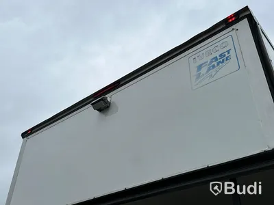 Lättlastbil Iveco Daily 35S16A8 skåp med bakgavelslyft | Låg skatt!