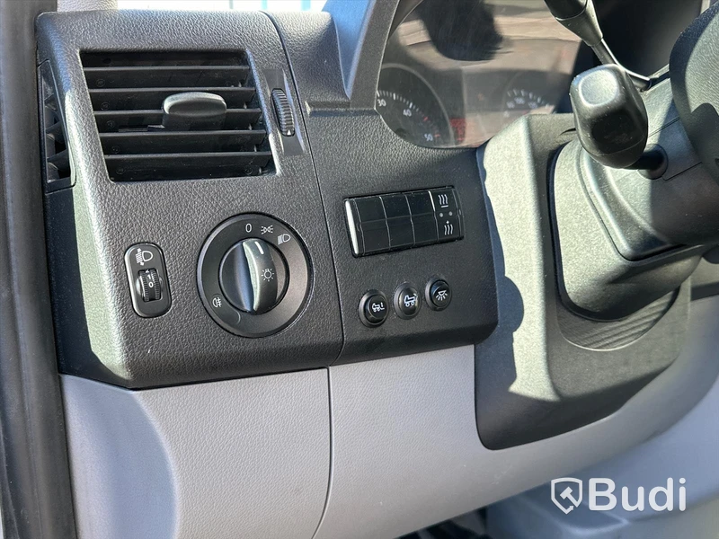 Volkswagen Crafter 35 med skåp