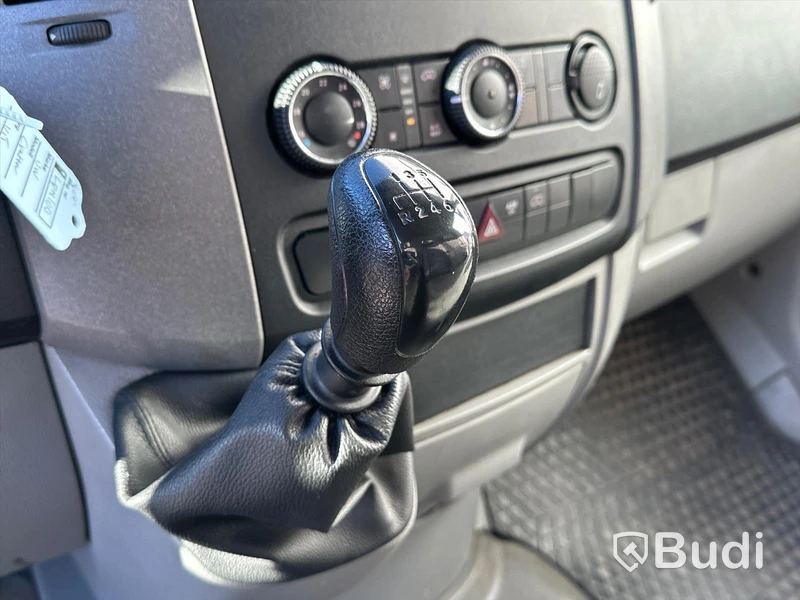 Volkswagen Crafter 35 med skåp