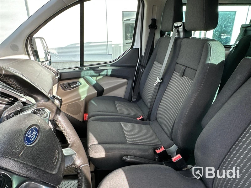 Lättlastbil Ford Transit Custom Crew Van 2.0 TDCI | 2016 | 6-sits | Manuell