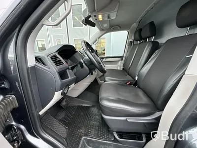 Lättlastbil Volkswagen Transporter T30 2.0 TDI DSG 150hk, 2017 | Låga skatten