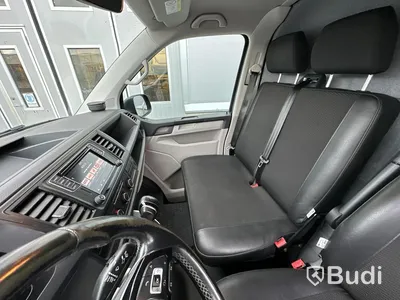 Lättlastbil Volkswagen Transporter T30 2.0 TDI DSG 150hk, 2017 | Låga skatten