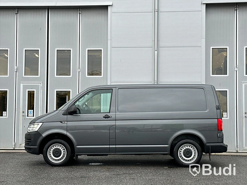 Lättlastbil Volkswagen Transporter T30 2.0 TDI DSG 150hk, 2017 | Låga skatten
