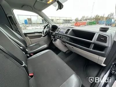 Lättlastbil Volkswagen Transporter T30 2.0 TDI DSG 150hk, 2017 | Låga skatten