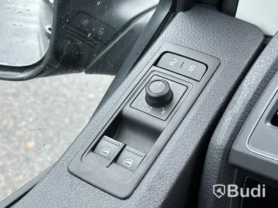 Lättlastbil Volkswagen Transporter T30 2.0 TDI DSG 150hk, 2017 | Låga skatten