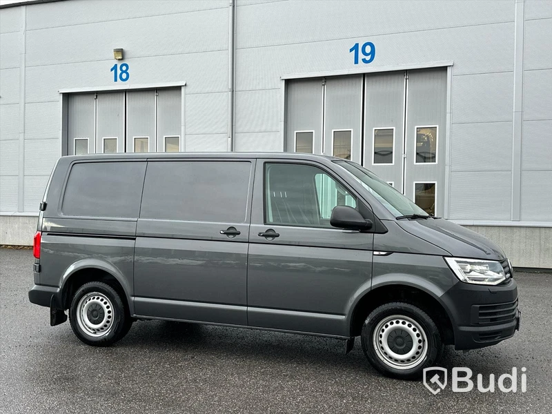 Lättlastbil Volkswagen Transporter T30 2.0 TDI DSG 150hk, 2017 | Låga skatten
