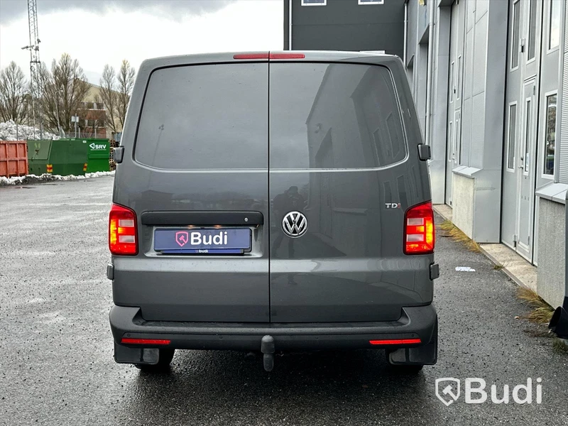 Lättlastbil Volkswagen Transporter T30 2.0 TDI DSG 150hk, 2017 | Låga skatten