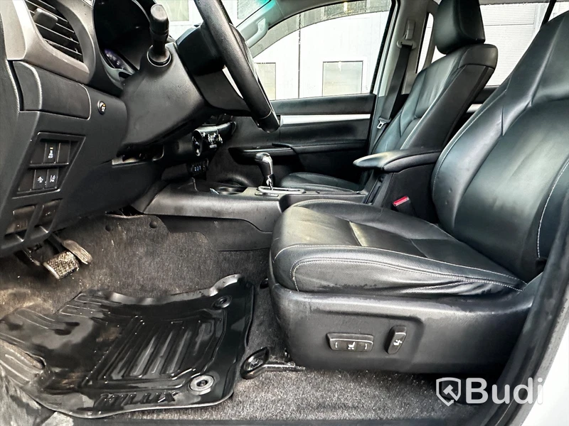 Pickup Toyota Hilux 2.4 D 4WD (150hk) | 2018 | Automat