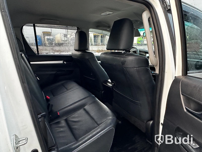 Pickup Toyota Hilux 2.4 D 4WD (150hk) | 2018 | Automat