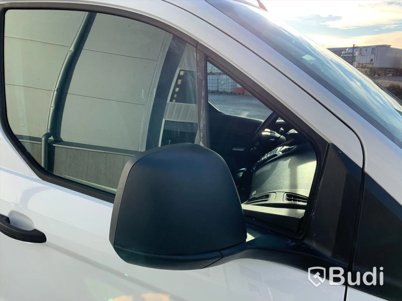 Lättlastbil Ford Transit Connect 1.5 TDCi (100hk) | 2017 | 6100mil | Låg skatt