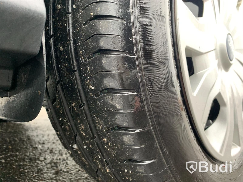 Lättlastbil Ford Transit Connect 1.5 TDCi (100hk) | 2018 | 6300mil | Nya modellen