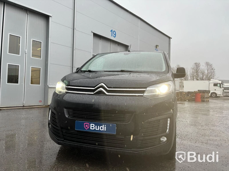 Lättlastbil Citroen Jumpy Skåp L3H1 2.0 BlueHDi EAT Skåp (177hk) - 2017