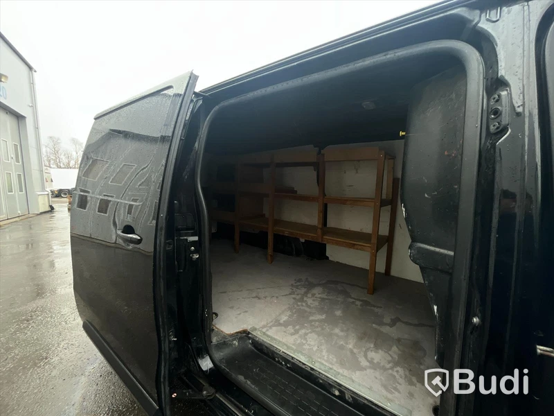 Lättlastbil Citroen Jumpy Skåp L3H1 2.0 BlueHDi EAT Skåp (177hk) - 2017