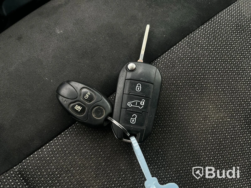 Lättlastbil Citroen Jumpy Skåp L3H1 2.0 BlueHDi EAT Skåp (177hk) - 2017