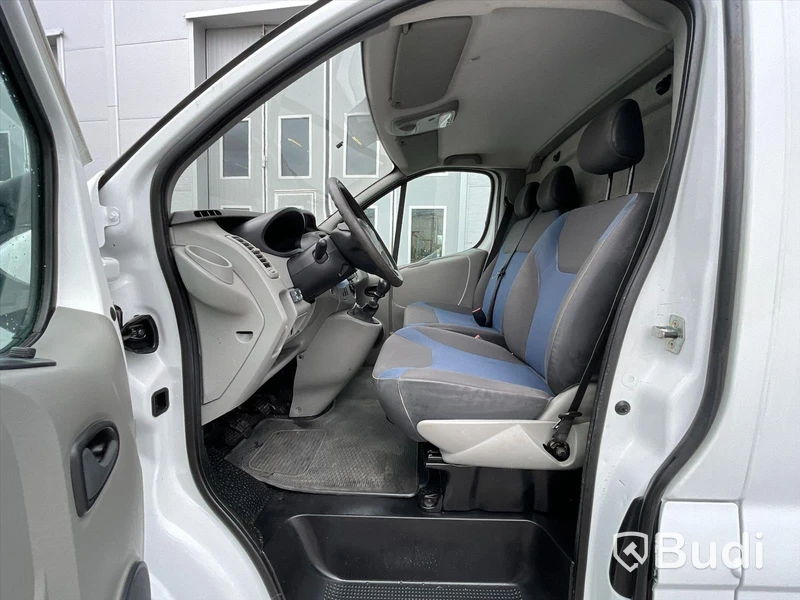 Lätt lastbil Renault Trafic Van L2 | 2,0 dCi | 114HK| Manuell