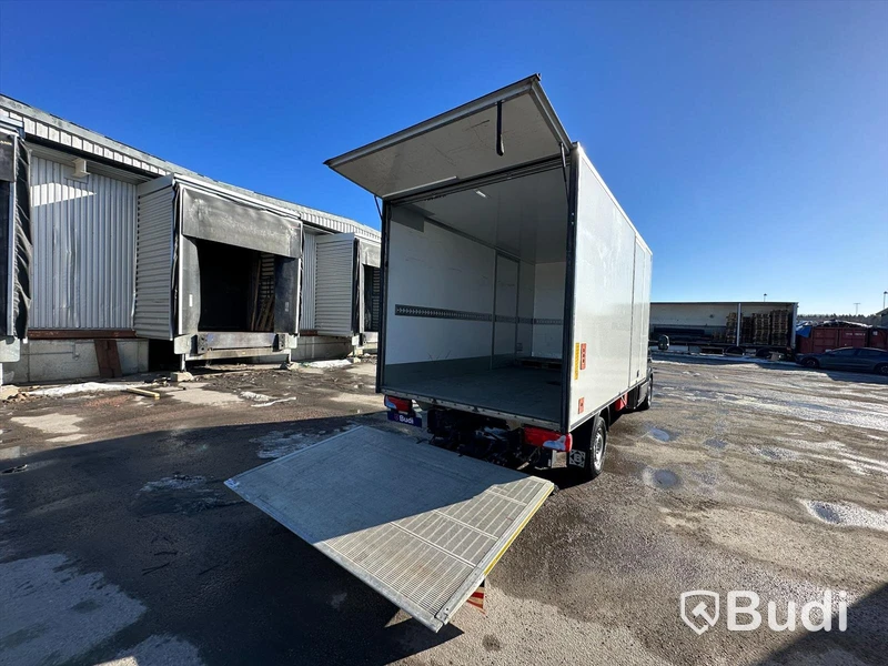 Lättlastbil MAN TGE SZN1E | 2019 | 8500mil | Automat| D-Värme