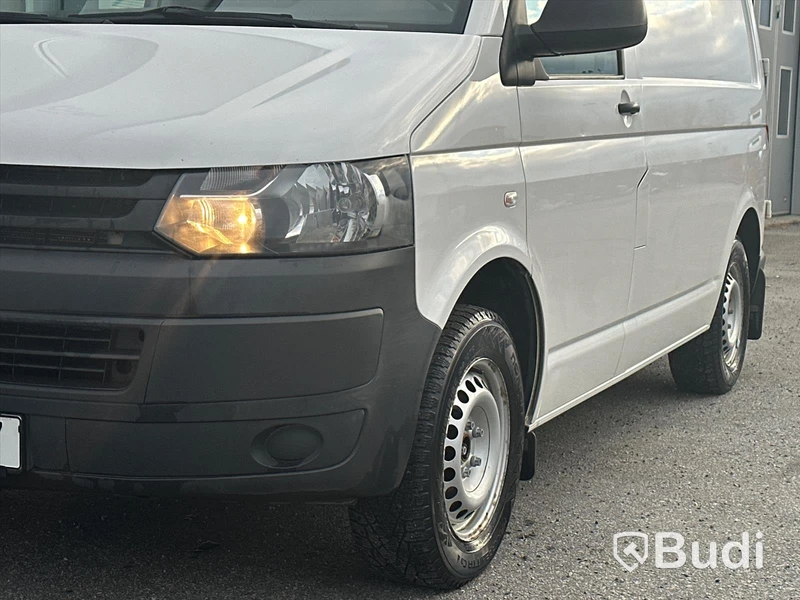 Lättlastbil Volkswagen Transporter T30 2.0 TDI DSG Sekventiell, 140 hk, 2015
