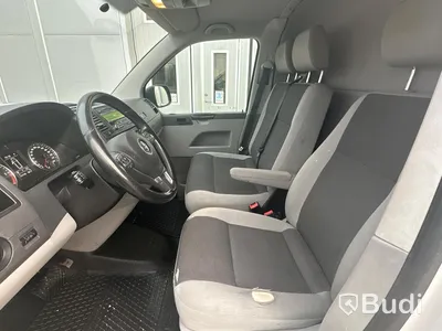 Lättlastbil Volkswagen Transporter T30 2.0 TDI DSG Sekventiell, 140 hk, 2015