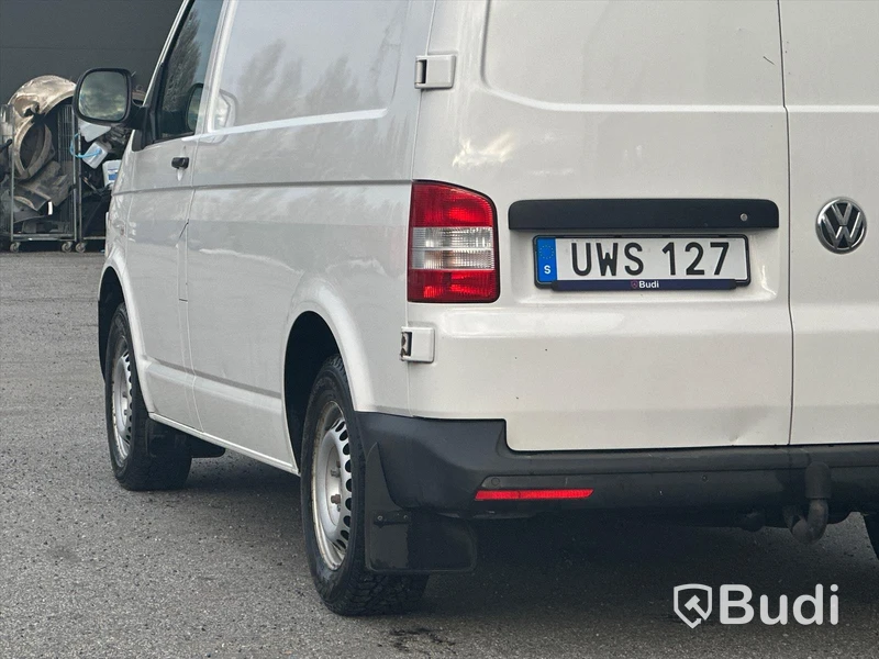 Lättlastbil Volkswagen Transporter T30 2.0 TDI DSG Sekventiell, 140 hk, 2015