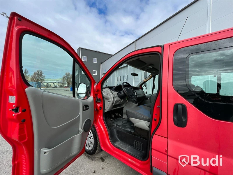 Renault Trafic 2.5 dCi - 2010 | 9-sits | 146 HK | Manuell