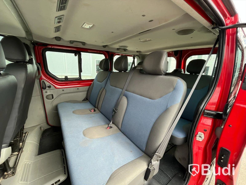 Renault Trafic 2.5 dCi - 2010 | 9-sits | 146 HK | Manuell
