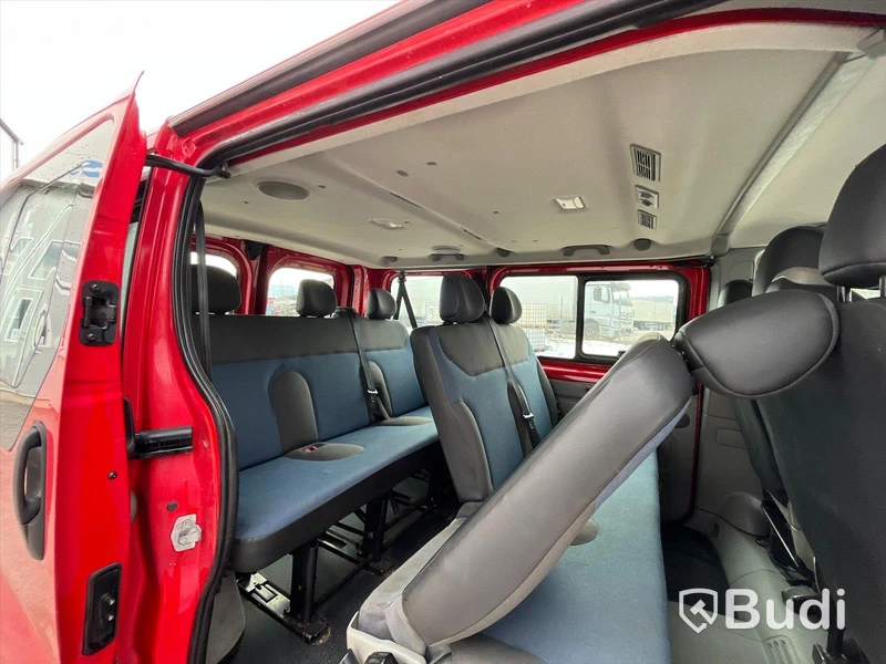 Renault Trafic 2.5 dCi - 2010 | 9-sits | 146 HK | Manuell