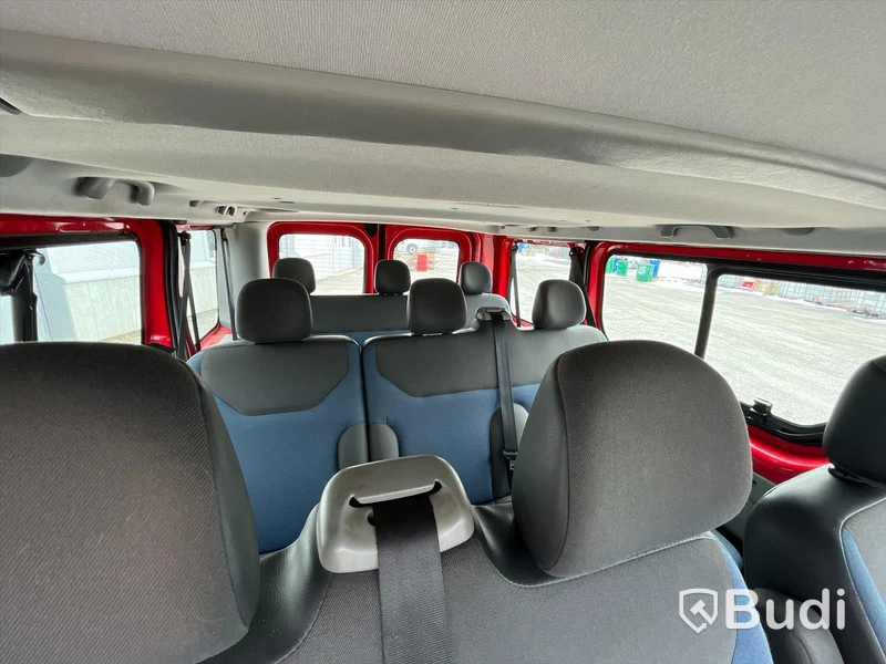 Renault Trafic 2.5 dCi - 2010 | 9-sits | 146 HK | Manuell