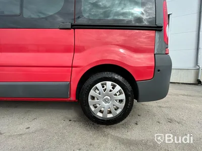 Renault Trafic 2.5 dCi - 2010 | 9-sits | 146 HK | Manuell