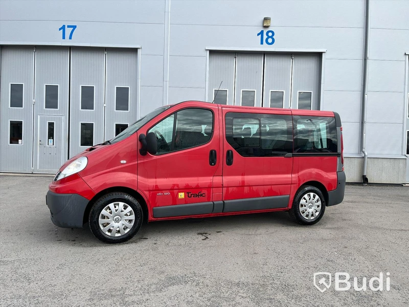 Renault Trafic 2.5 dCi - 2010 | 9-sits | 146 HK | Manuell