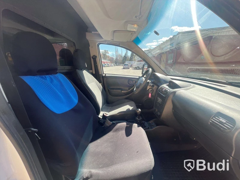 Lätt lastbil Opel Combo Van IP 1.3 CDTI ecoFLEX Manuell, 75 hk, 2011