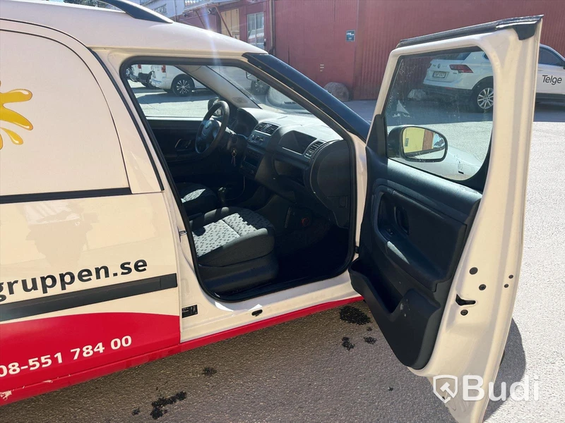 Lätt lastbil Skoda Roomster Praktik 1.2 TDI Manuell, 75 hk, 2012