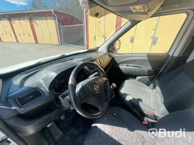 Lätt lastbil Opel Combo Van 2.4t 1.6 CDTI Manuell, 105 hk, 2012 Nya modellen