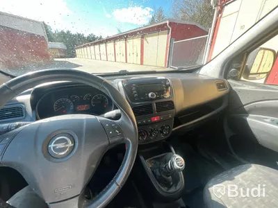 Lätt lastbil Opel Combo Van 2.4t 1.6 CDTI Manuell, 105 hk, 2012 Nya modellen