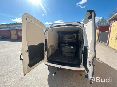Lätt lastbil Opel Combo Van 2.4t 1.6 CDTI Manuell, 105 hk, 2012 Nya modellen
