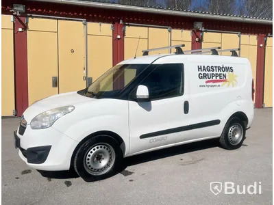 Lätt lastbil Opel Combo Van 2.4t 1.6 CDTI Manuell, 105 hk, 2012 Nya modellen