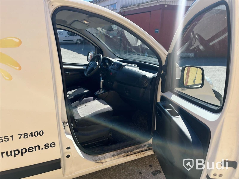 Lätt lastbil Citroën Nemo Van 1.2 HDi EGS, 75 hk, 2012