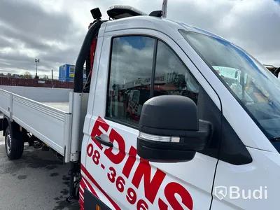 Lättlastbil Volkswagen Crafter 2.0 TDi | Palfingerkran, med långt flak | 9523mil