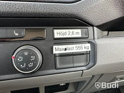 Lättlastbil Volkswagen Crafter 2.0 TDi | Palfingerkran, med långt flak | 9523mil