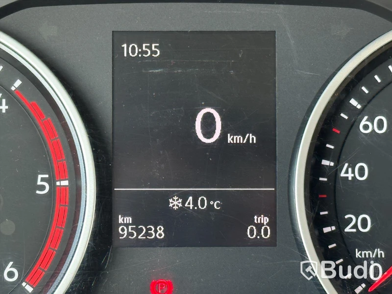 Lättlastbil Volkswagen Crafter 2.0 TDi | Palfingerkran, med långt flak | 9523mil