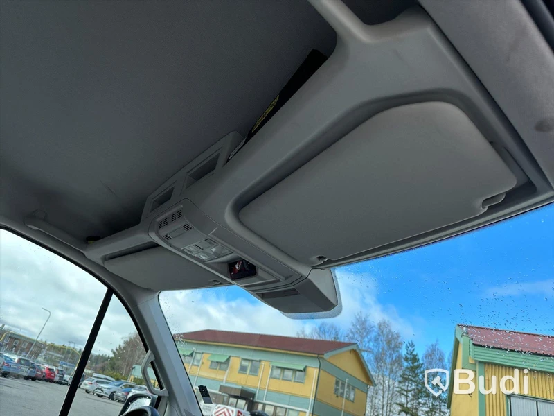 Lättlastbil Volkswagen Crafter 2.0 TDi | Palfingerkran, med långt flak | 9523mil